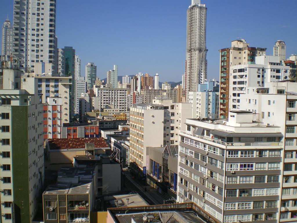 Apartamento Dante Tomio Balneario Camboriu Exterior foto